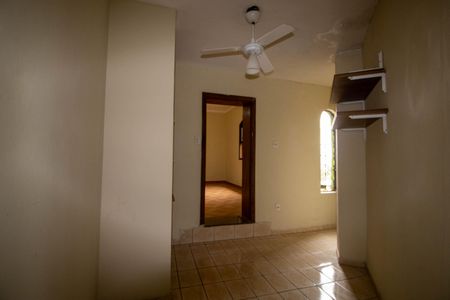 Casa para alugar com 200m², 3 quartos e 3 vagas Casa para alugar com 200m², 3 quartos e 3 vagasCloset Quarto 3