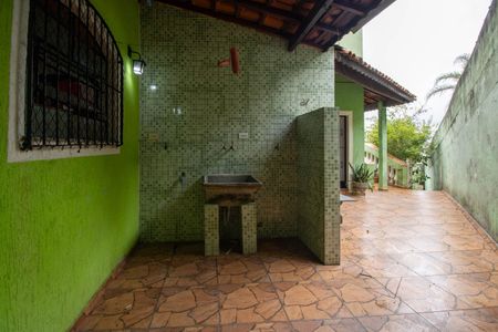 Casa para alugar com 200m², 3 quartos e 3 vagas Casa para alugar com 200m², 3 quartos e 3 vagasÁrea de Serviço