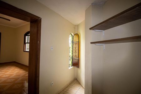 Casa para alugar com 200m², 3 quartos e 3 vagas Casa para alugar com 200m², 3 quartos e 3 vagasCloset Quarto 3