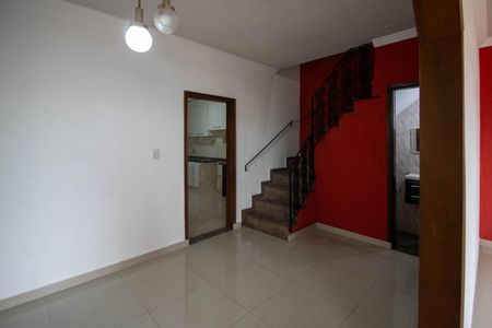 Casa para alugar com 200m², 3 quartos e 3 vagas Casa para alugar com 200m², 3 quartos e 3 vagasSala 2