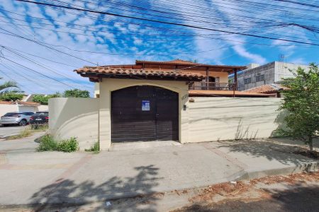 Casa de condomínio para alugar com 200m², 3 quartos e 2 vagasplaca