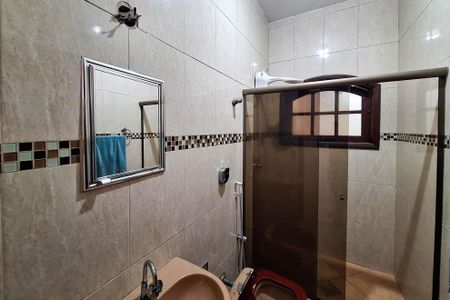 Casa de condomínio para alugar com 200m², 3 quartos e 2 vagasBanheiro Social 1