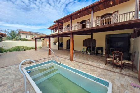 Casa de condomínio para alugar com 200m², 3 quartos e 2 vagasQuintal