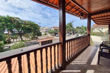 Casa de condomínio para alugar com 200m², 3 quartos e 2 vagasQuarto 1