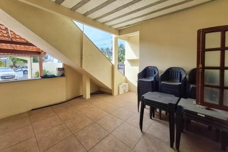 Casa de condomínio para alugar com 200m², 3 quartos e 2 vagasQuintal