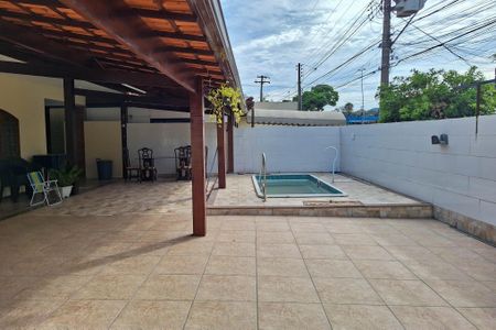 Casa de condomínio para alugar com 200m², 3 quartos e 2 vagasQuintal