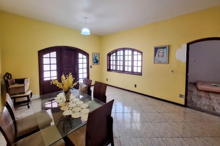 Sala 1 de casa de condomínio para alugar com 3 quartos, 200m² em Itaipu, Niterói