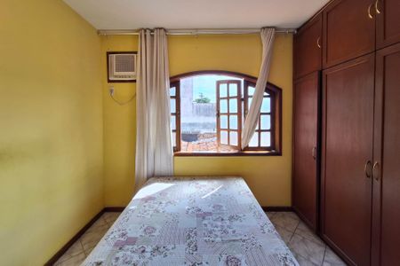 Casa de condomínio para alugar com 200m², 3 quartos e 2 vagasSuíte 2