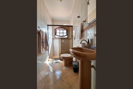 Casa de condomínio para alugar com 200m², 3 quartos e 2 vagasBanheiro Social 2