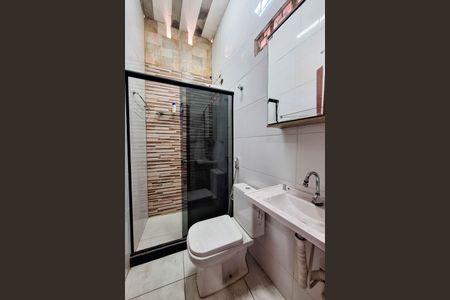 Casa de condomínio para alugar com 200m², 3 quartos e 2 vagasBanheiro da Suíte 1