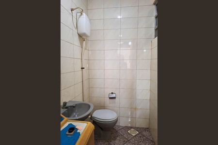 Casa de condomínio para alugar com 200m², 3 quartos e 2 vagaslavabo