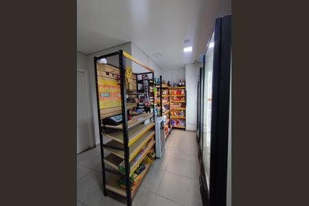 Apartamento para alugar com 33m², 1 quarto e sem vaga Apartamento para alugar com 33m², 1 quarto e sem vagaMercado