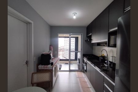 Apartamento para alugar com 33m², 1 quarto e sem vaga Apartamento para alugar com 33m², 1 quarto e sem vagaCozinha - Armários