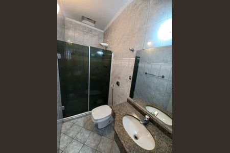 Apartamento para alugar com 65m², 1 quarto e sem vaga Apartamento para alugar com 65m², 1 quarto e sem vagaBanheiro da Suíte