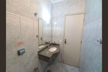 Apartamento para alugar com 65m², 1 quarto e sem vaga Apartamento para alugar com 65m², 1 quarto e sem vagaBanheiro da Suíte