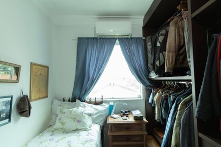 Casa para alugar com 900m², 5 quartos e 6 vagasSuíte 2