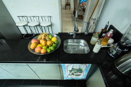 Casa para alugar com 900m², 5 quartos e 6 vagasCozinha 