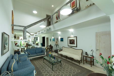 Sala  de casa para alugar com 5 quartos, 900m² em Jardim Pires de Mello, Sorocaba