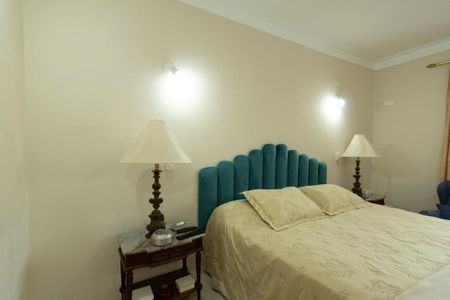 Casa para alugar com 900m², 5 quartos e 6 vagasQuarto 