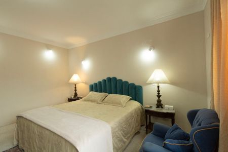 Casa para alugar com 900m², 5 quartos e 6 vagasQuarto 