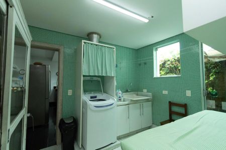 Casa para alugar com 900m², 5 quartos e 6 vagasÁrea de Serviço