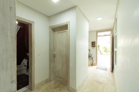 Casa para alugar com 900m², 5 quartos e 6 vagasHall Entrada