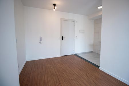 Sala de apartamento à venda com 2 quartos, 45m² em Vista Alegre, Rio de Janeiro