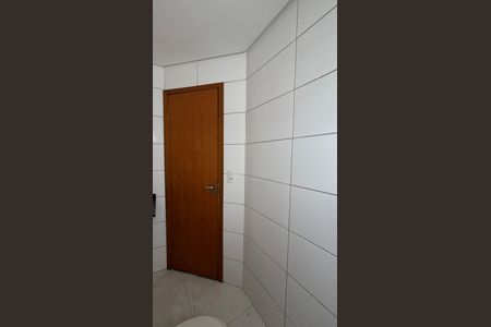 Apartamento à venda com 113m², 2 quartos e 1 vaga Apartamento à venda com 113m², 2 quartos e 1 vagaBanheiro