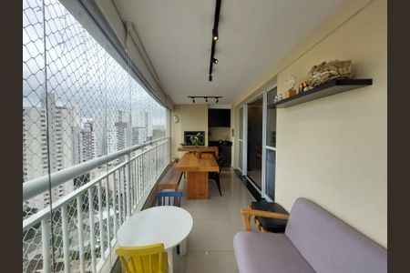 Varanda de apartamento à venda com 3 quartos, 107m² em Vila Isa, São Paulo