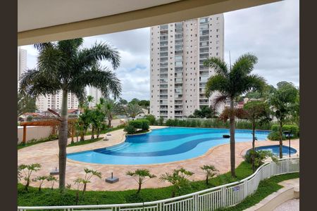 Apartamento à venda com 107m², 3 quartos e 2 vagas Apartamento à venda com 107m², 3 quartos e 2 vagasÁrea comum - Piscina