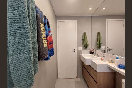 Apartamento à venda com 107m², 3 quartos e 2 vagas Apartamento à venda com 107m², 3 quartos e 2 vagasBanheiro Social