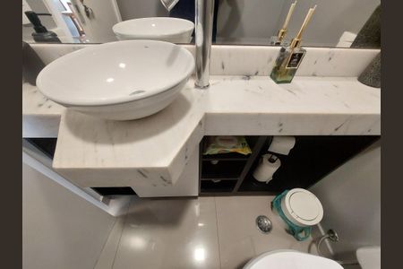 Apartamento à venda com 107m², 3 quartos e 2 vagas Apartamento à venda com 107m², 3 quartos e 2 vagasLavabo