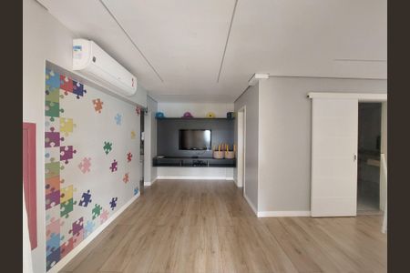 Apartamento à venda com 107m², 3 quartos e 2 vagas Apartamento à venda com 107m², 3 quartos e 2 vagasÁrea comum - Sala de Jogos