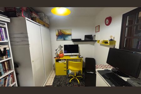 Casa à venda com 135m², 4 quartos e 1 vagaSuite