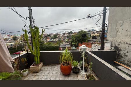 Casa à venda com 135m², 4 quartos e 1 vagaQuintal