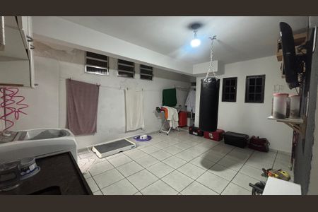 Casa à venda com 135m², 4 quartos e 1 vagaÁrea de Serviço