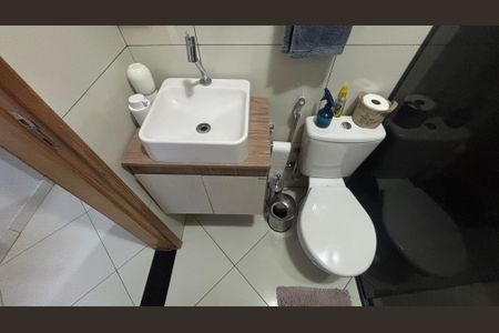 Casa à venda com 135m², 4 quartos e 1 vagaBanheiro