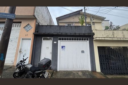Casa à venda com 135m², 4 quartos e 1 vagaFachada