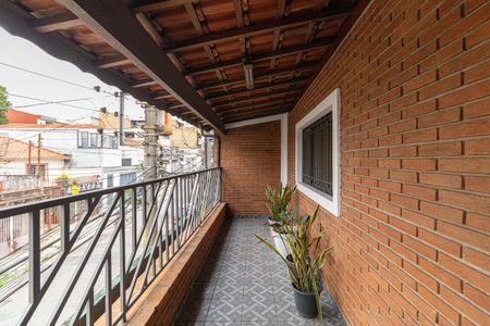 Casa para alugar com 226m², 3 quartos e 2 vagasVaranda