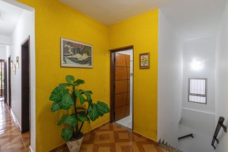 Casa para alugar com 226m², 3 quartos e 2 vagasCorredor