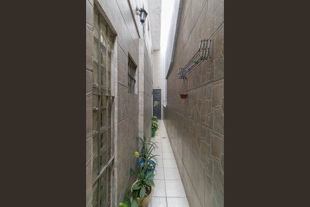 Casa para alugar com 226m², 3 quartos e 2 vagasCorredor