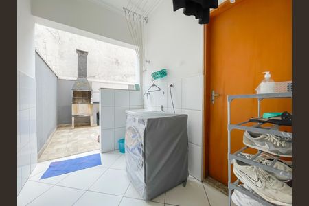 Casa à venda com 225m², 3 quartos e 3 vagasÁrea de Serviço