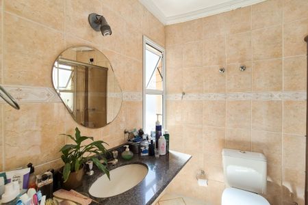 Apartamento para alugar com 200m², 3 quartos e 4 vagasBanheiro da Suíte 1