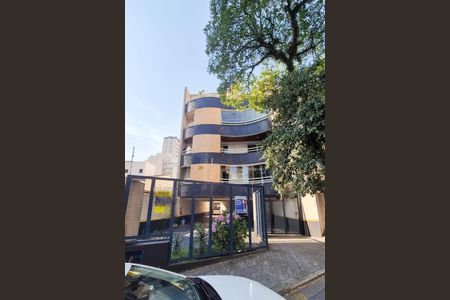 Apartamento para alugar com 200m², 3 quartos e 4 vagasFachada