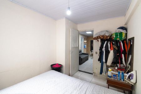 Quarto 1 de casa para alugar com 2 quartos, 51m² em Jardim Celeste, São Paulo