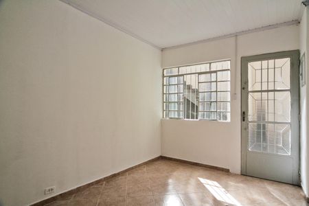 Sala de casa para alugar com 2 quartos, 80m² em Vila Arcadia, São Paulo