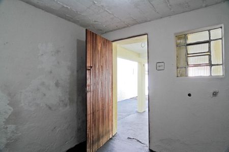 Casa para alugar com 80m², 2 quartos e 1 vagaÁrea de Serviço