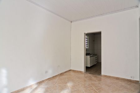 Sala de casa para alugar com 2 quartos, 80m² em Vila Arcadia, São Paulo