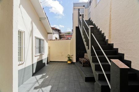 Casa para alugar com 80m², 2 quartos e 1 vagaÁrea externa