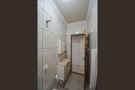 Casa à venda com 221m², 3 quartos e 3 vagasBanheiro